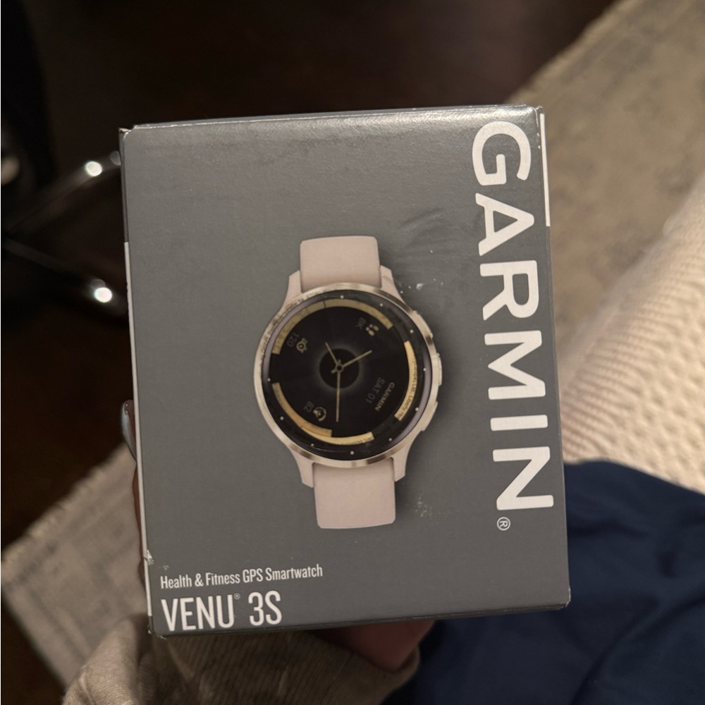 Garmin Venu 3S Smart Watch. Gray/ Gold